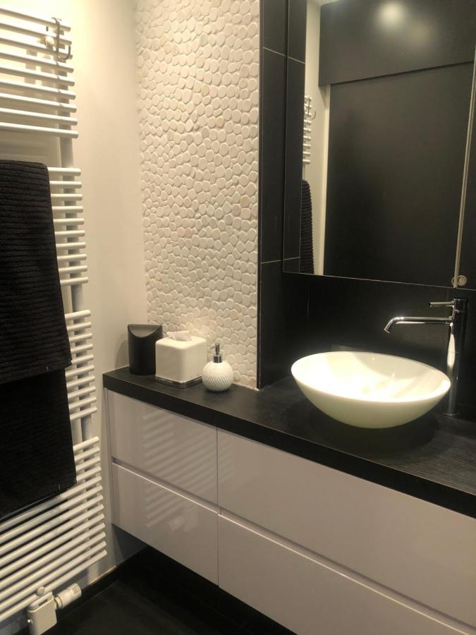Cosy And Trendy Apartment 75M2 With Balcony - Centrally Located - Lippenslaan Knokke-Heist Exterior foto